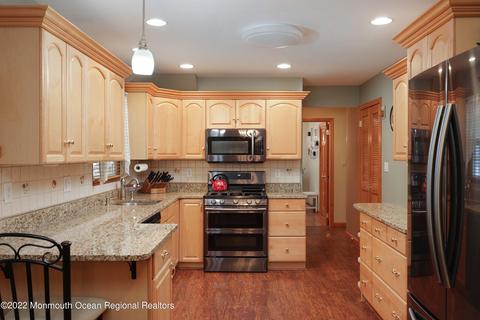 538 Baxter St, Brick, NJ 08723 photo 11