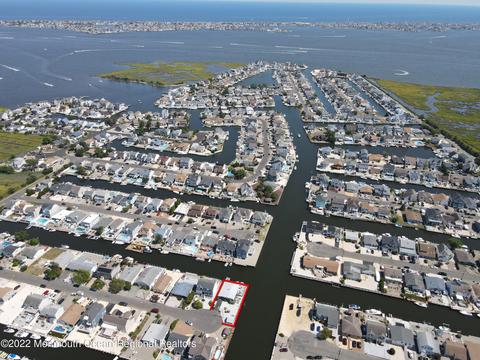 73 E Pampano Dr, Brick, NJ 08723 photo 2