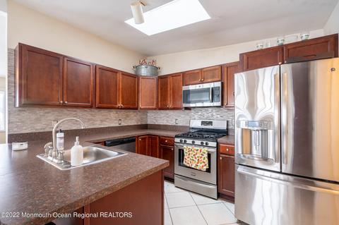 73 E Pampano Dr, Brick, NJ 08723 photo 6