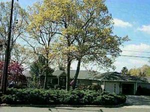 1016 Shore Dr, Brielle, NJ 08730 photo 1