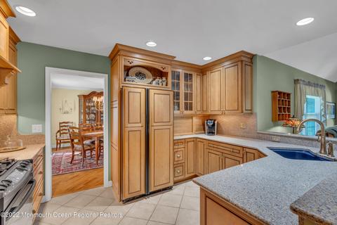 20 Green Tree Dr, Jackson, NJ 08527 photo 10