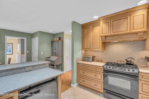 20 Green Tree Dr, Jackson, NJ 08527 photo 11