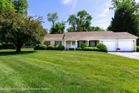 18 Hampton Dr, Jackson, NJ 08527 photo 1