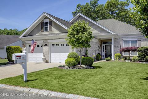 6 Cog Hill Ct, Jackson, NJ 08527 photo 2