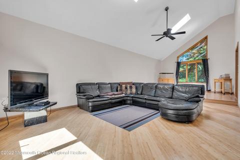 13 Renee Ct, Forked River, NJ 08731 photo 12