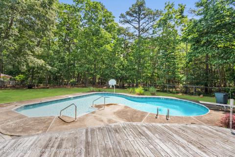 13 Renee Ct, Forked River, NJ 08731 photo 35