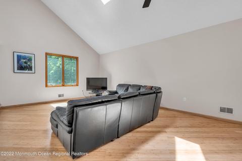 13 Renee Ct, Forked River, NJ 08731 photo 10