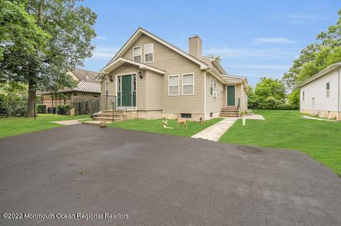 9 E 6th St, Howell, NJ 07731 photo 2