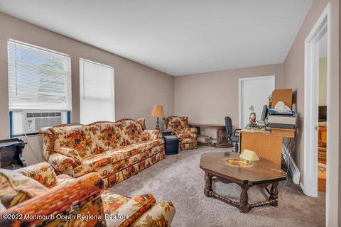 9 E 6th St, Howell, NJ 07731 photo 7