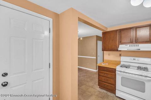 9 E 6th St, Howell, NJ 07731 photo 22