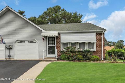 7 Alpine Rd # b, Whiting, NJ 08759 photo 3
