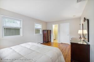 716 Springfield Ave, Pine Beach, NJ 08741 photo 9