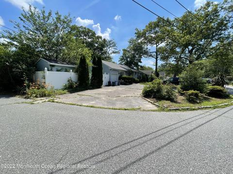 20 Bobwhite Ct, Forked River, NJ 08731 photo 3