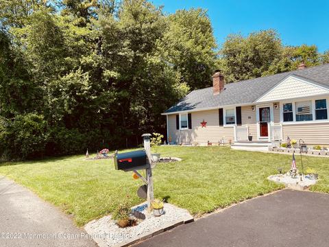 36 Rustic Dr, Howell, NJ 07731 photo 2