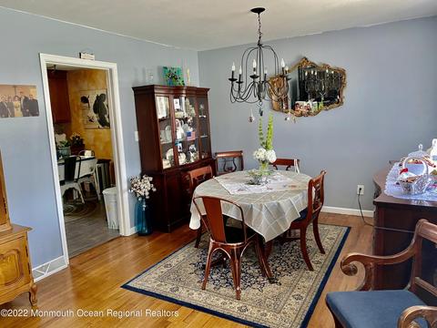 36 Rustic Dr, Howell, NJ 07731 photo 4