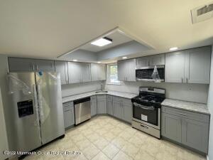 164 Devon Ct, Old Bridge, NJ 08857 photo 2