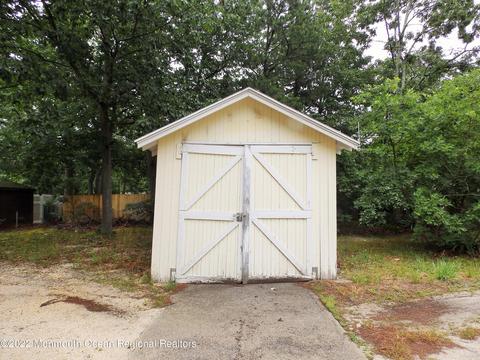516 Springfield Ave, Pine Beach, NJ 08741 photo 21