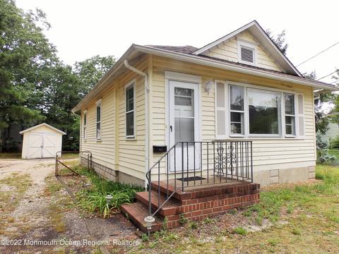 516 Springfield Ave, Pine Beach, NJ 08741 photo 1