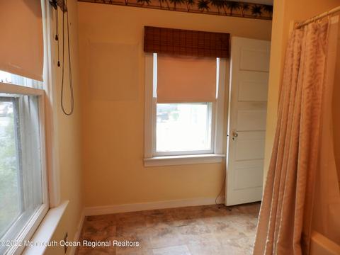 516 Springfield Ave, Pine Beach, NJ 08741 photo 11
