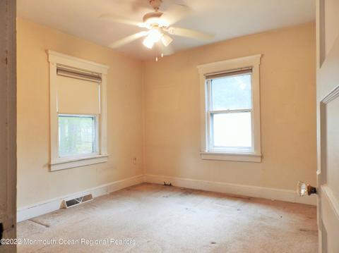 516 Springfield Ave, Pine Beach, NJ 08741 photo 4