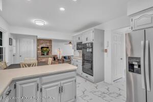 47 Devonshire Ct, Middletown, NJ 07748 photo 17