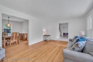 47 Devonshire Ct, Middletown, NJ 07748 photo 7