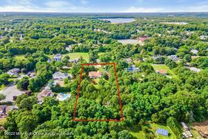 558 Herbert Ln, Brick, NJ 08724 photo 4