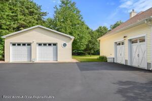 558 Herbert Ln, Brick, NJ 08724 photo 10
