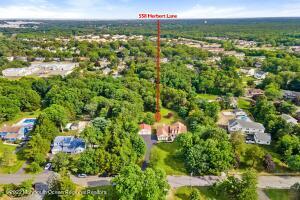 558 Herbert Ln, Brick, NJ 08724 photo 3