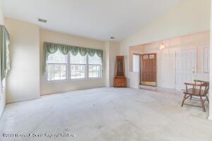 3 Devin Ln, Brick, NJ 08723 photo 5