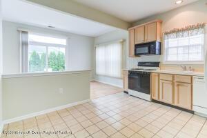 3 Devin Ln, Brick, NJ 08723 photo 11