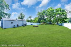 47 E 4th St, Howell, NJ 07731 photo 9