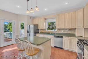 47 E 4th St, Howell, NJ 07731 photo 18