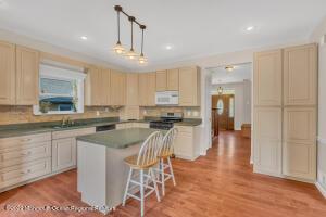 47 E 4th St, Howell, NJ 07731 photo 15