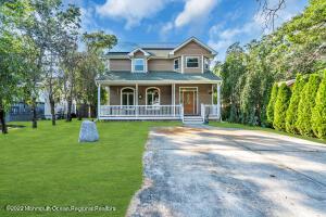 47 E 4th St, Howell, NJ 07731 photo 2
