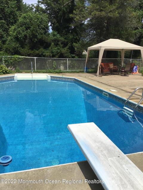 4 Juniper Ln, Jackson, NJ 08527 photo 8