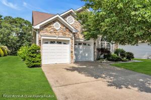 61 Strathmere St, Waretown, NJ 08758 photo 8