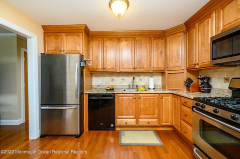 124 E Granada Dr, Brick, NJ 08723 photo 10