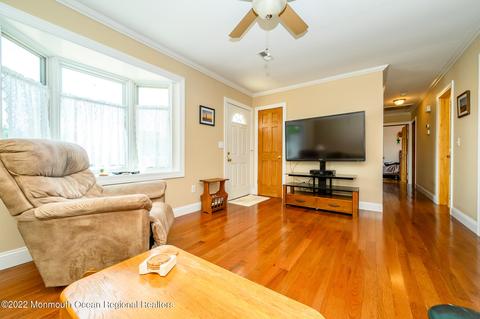 124 E Granada Dr, Brick, NJ 08723 photo 6