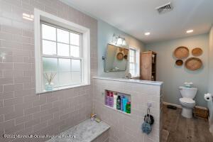 83 Baltic Ave, Waretown, NJ 08758 photo 41