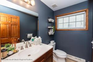 83 Baltic Ave, Waretown, NJ 08758 photo 10