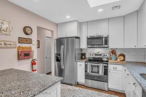 85 Meadowbrook Rd, Brick, NJ 08723 photo 13