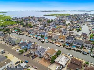 61 E Coral Dr, Brick, NJ 08723 photo 4
