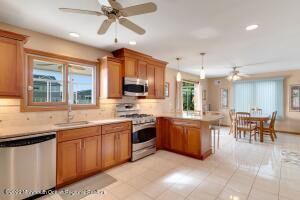 61 E Coral Dr, Brick, NJ 08723 photo 14