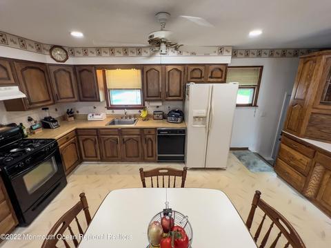 44 Citadel Dr, Jackson, NJ 08527 photo 9