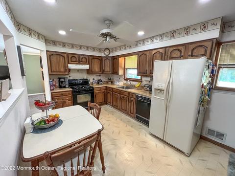 44 Citadel Dr, Jackson, NJ 08527 photo 12