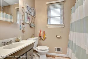 42 E 3rd St, Howell, NJ 07731 photo 21