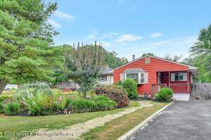 42 E 3rd St, Howell, NJ 07731 photo 1