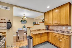 12 Dailey Dr, Hamilton, NJ 08620 photo 20