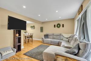12 Dailey Dr, Hamilton, NJ 08620 photo 11
